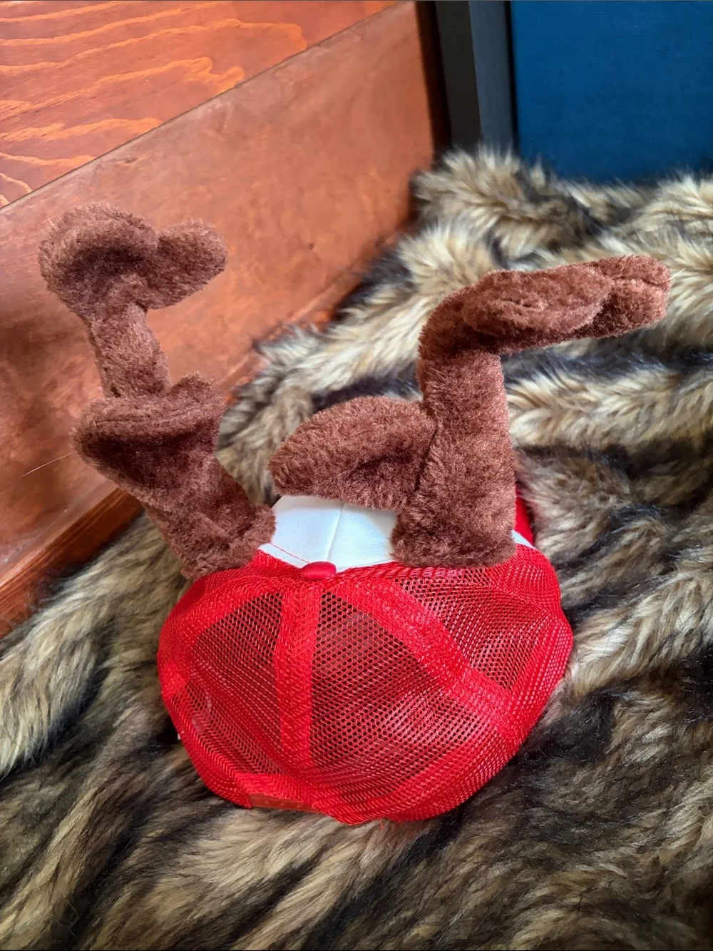 Amscan Hat Kid’s Red White Brown Comet's Flight School Antlers Adjustable